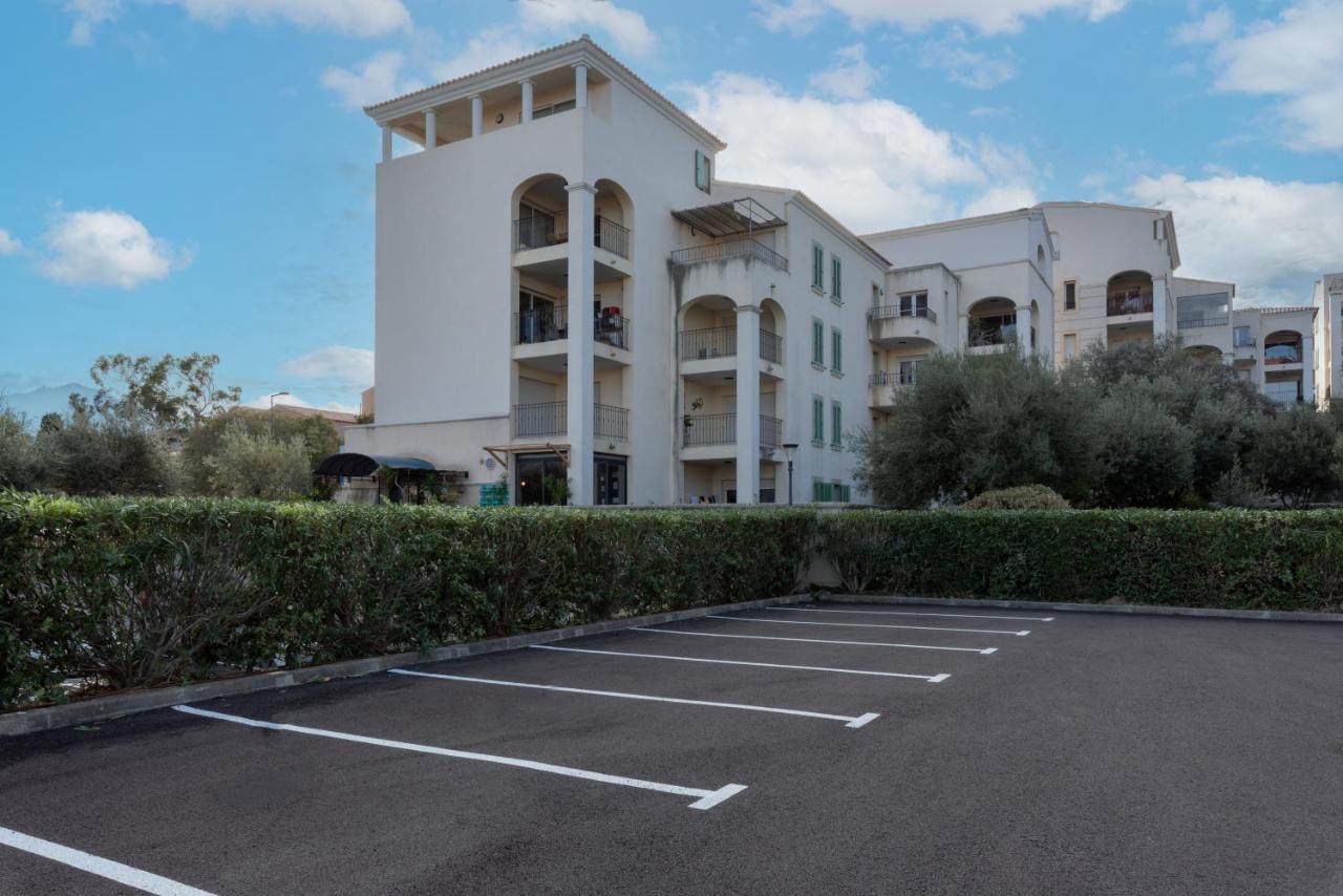 Isula Rossa Apartamento LʼÎle-Rousse Exterior foto